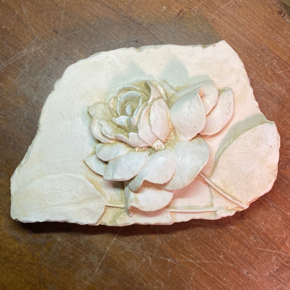 Hen-Feathers  Relief Cast Rose Wall Plaque 3-D Indoor Outdoor